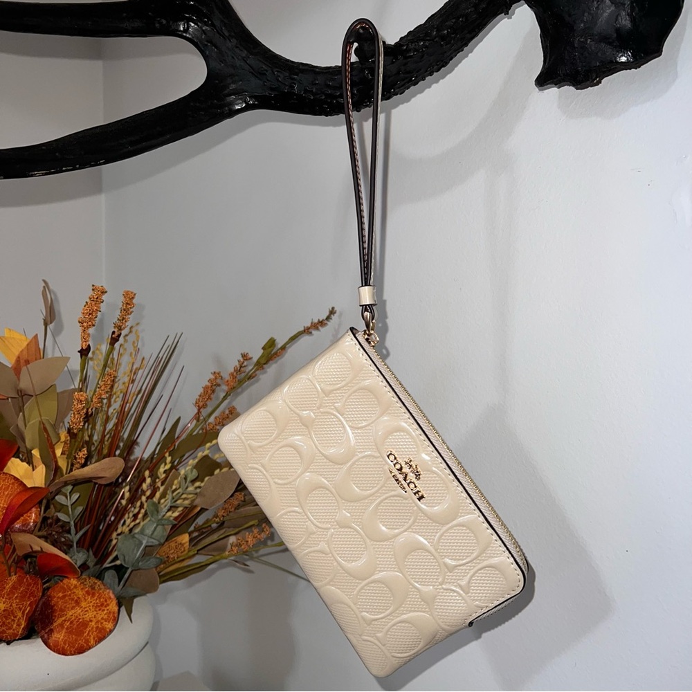 Coach Corner Zip Wristlet In Signature Patent Leather
